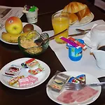 The Originals City, Le Savoy,