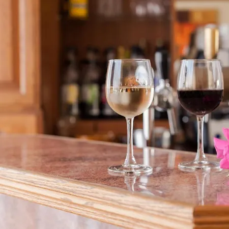 Hotel The Originals City, Le Savoy,