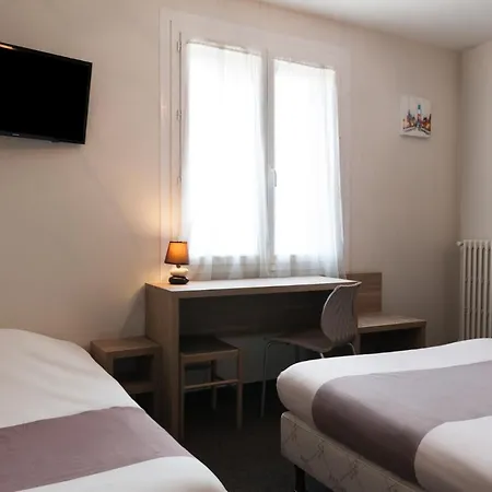 The Originals City, Le Savoy,