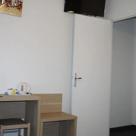 Hotell The Originals City, Le Savoy, 3*
