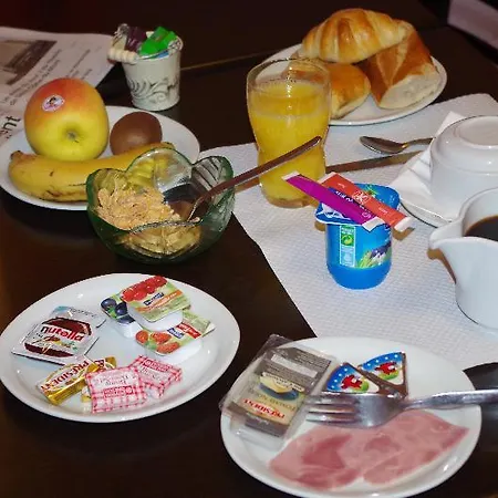 Hotel The Originals City, Le Savoy,