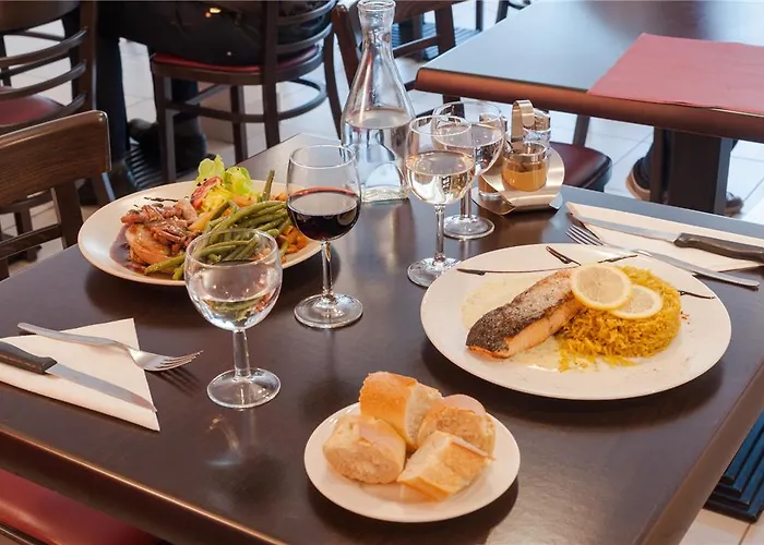 The Originals City, Le Savoy, Hotell Caen