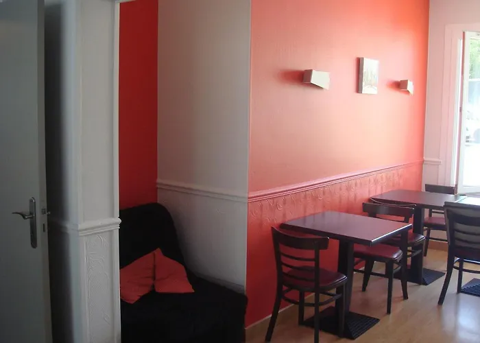 Hotel The Originals City, Le Savoy,