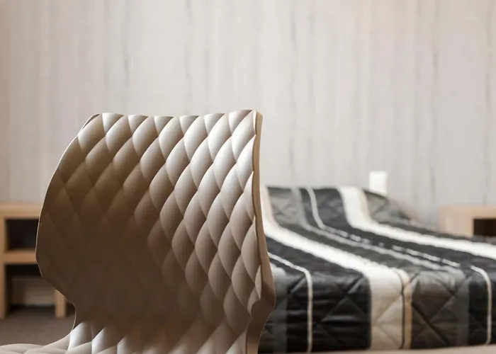 The Originals City, Le Savoy, Hotel 3*