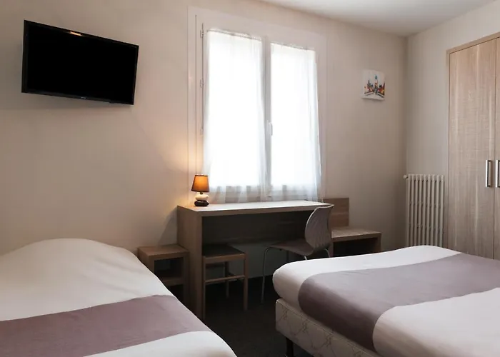 The Originals City, Le Savoy,