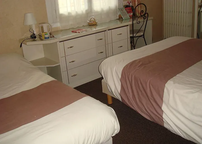 Hotel The Originals City, Le Savoy,